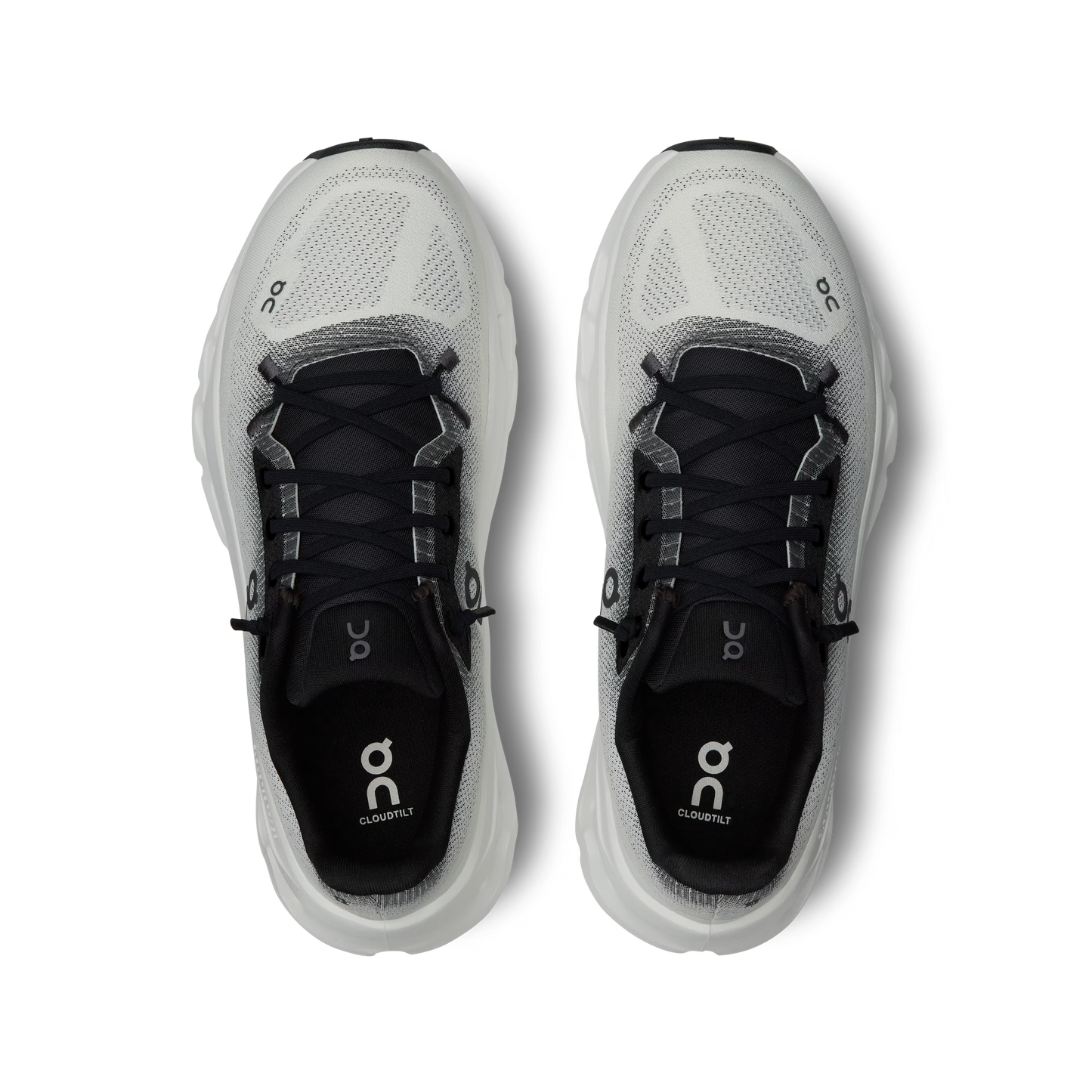 On Cloudtilt Runners