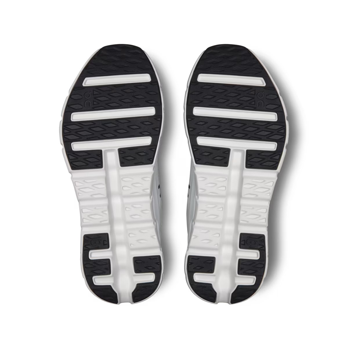 On Cloudtilt Runners